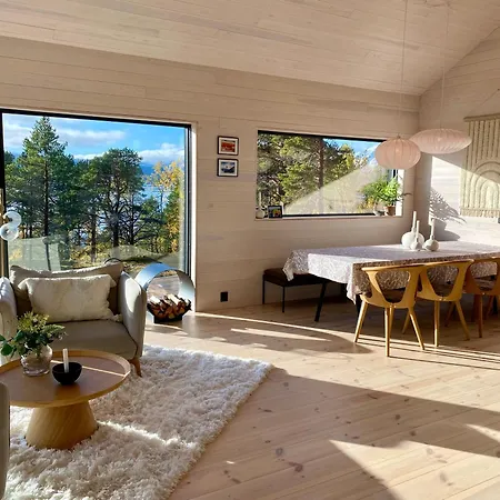 Ny I Malangen Сasa de vacaciones Nordby